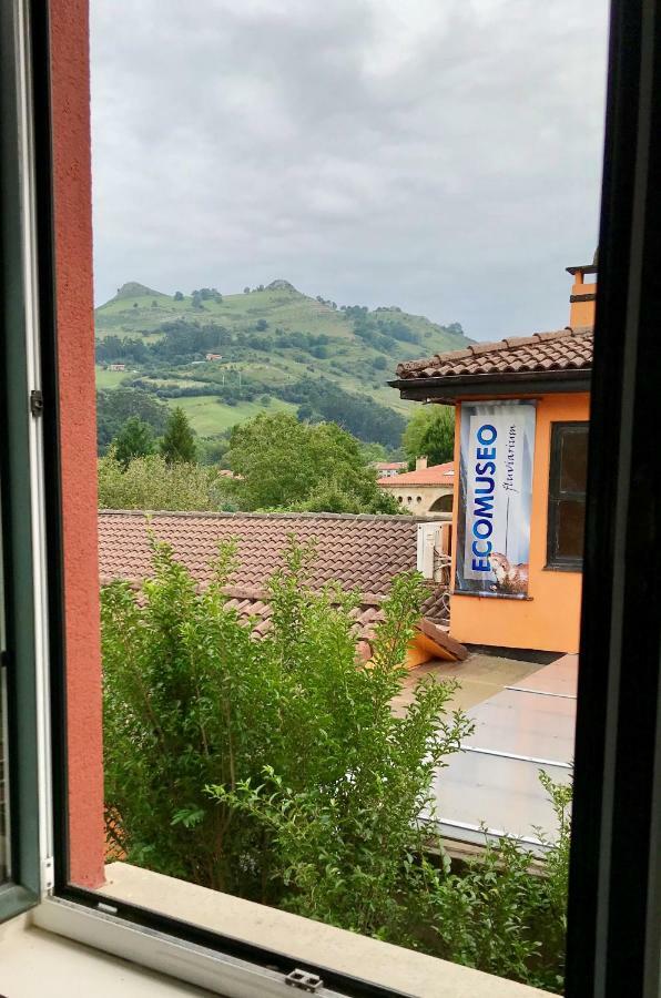 Hostal Lierganes Fluviarium Rooms Esterno foto