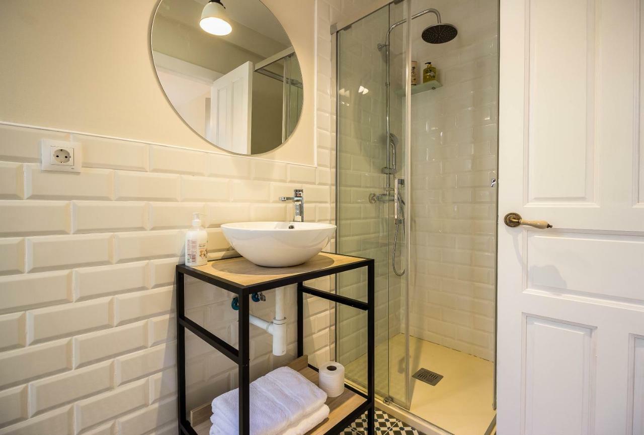 Hostal Lierganes Fluviarium Rooms Esterno foto