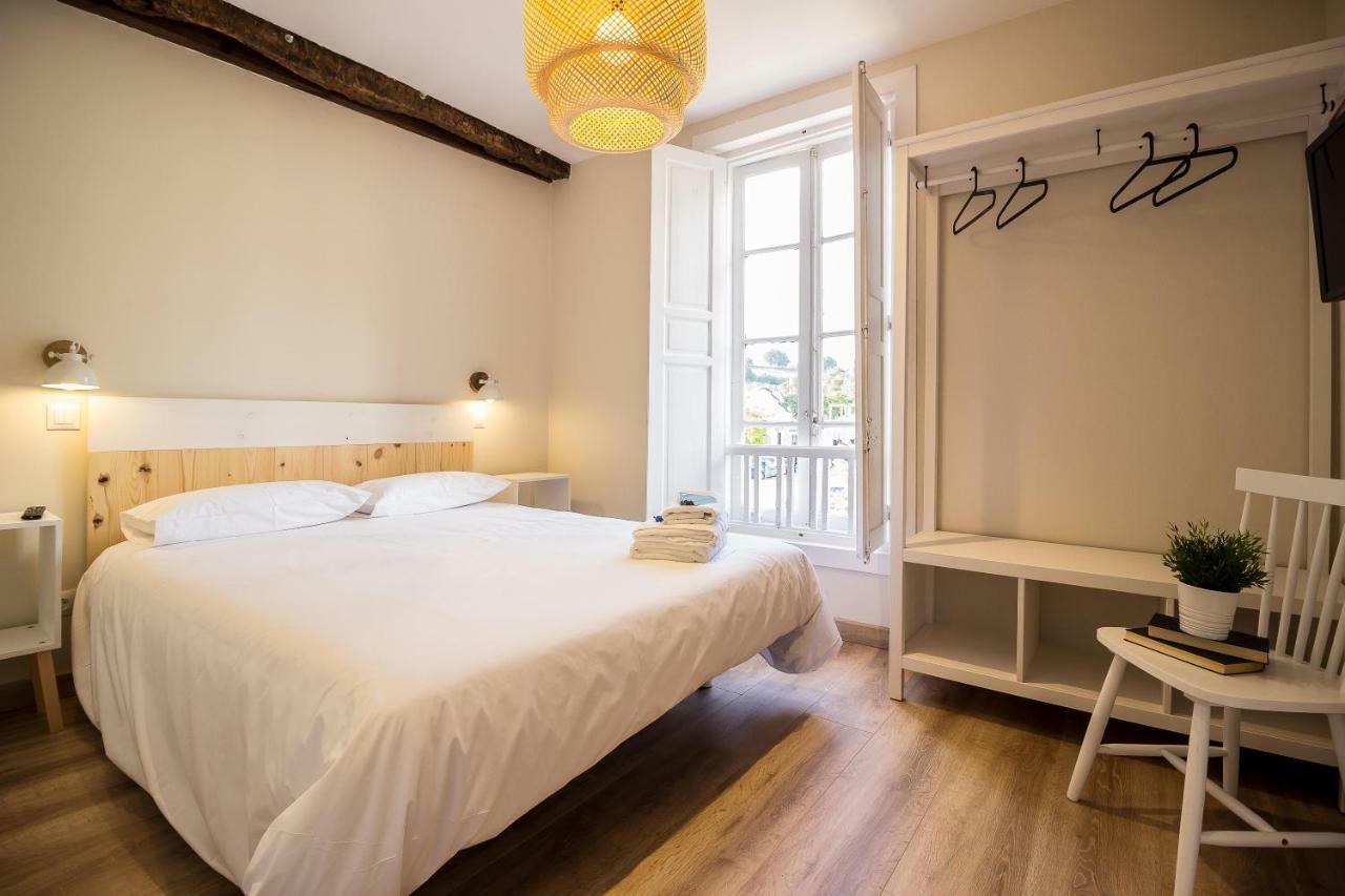 Hostal Lierganes Fluviarium Rooms Esterno foto
